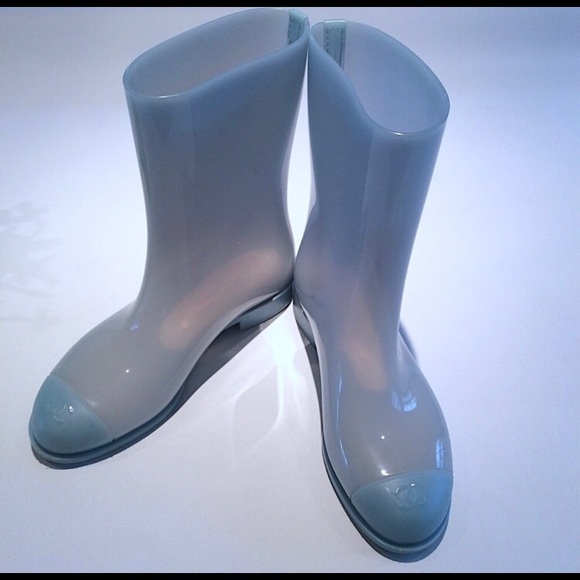 Chanel 💯 % Authentic Rain Boots Sz 38/US 8 - Picture 2 of 6